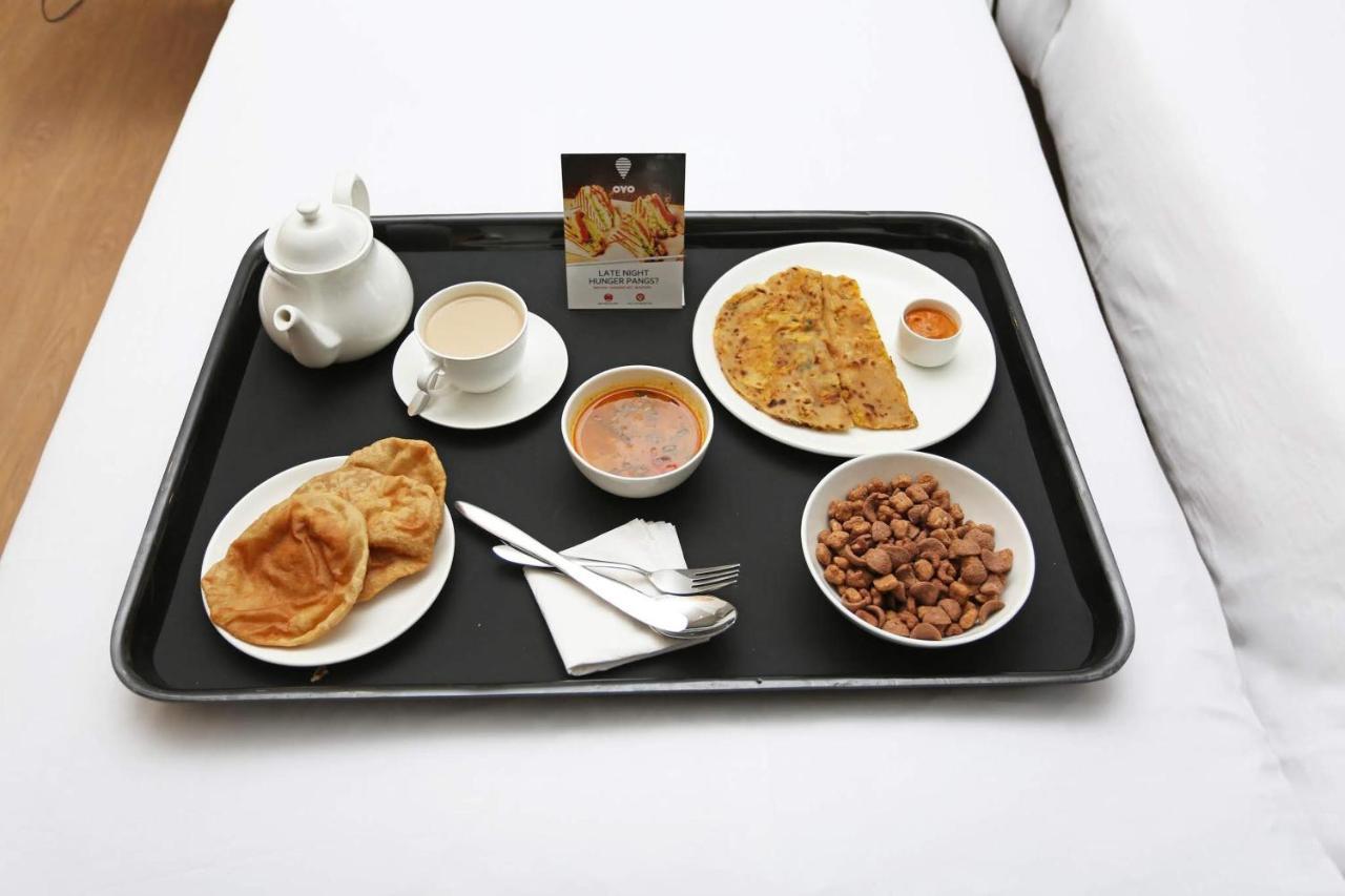 Oak Wood Inn Kandy Bagian luar foto